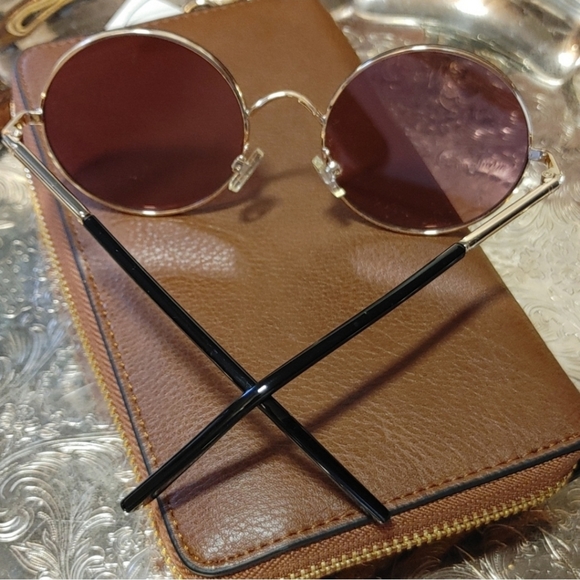 *Round Mirror Metal Framed Sunglasses - Picture 4 of 7